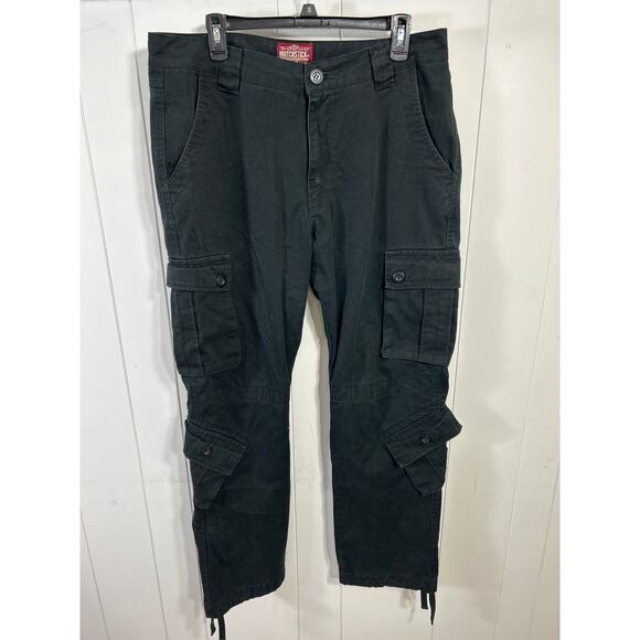 Matchstick Men's Viral Black Heavy Duty Khaki Cargo Pants in Size XL/34 - Picture 1 of 7
